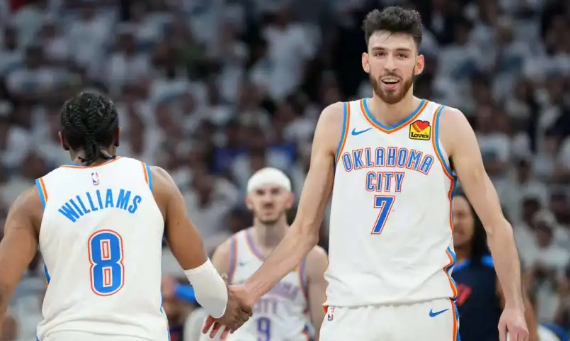 NBA休赛期风云再起：雷霆锁定三核心，太阳创纪录续约，勇士锁定四人目标，掘金成功留住瓦兰丘纳斯